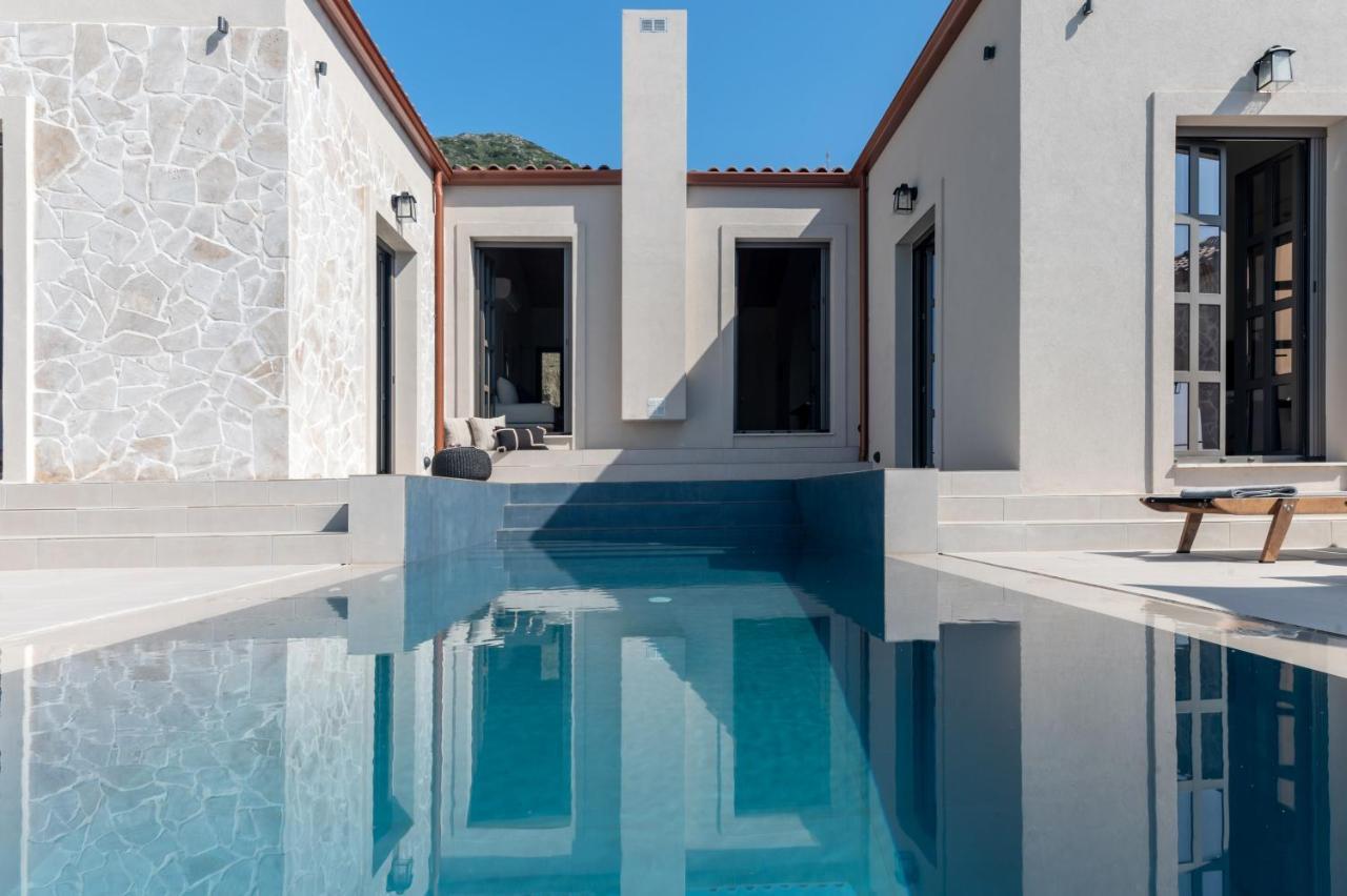 J&C Luxury Villa アソス エクステリア 写真